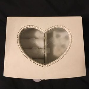 White small jewelry box